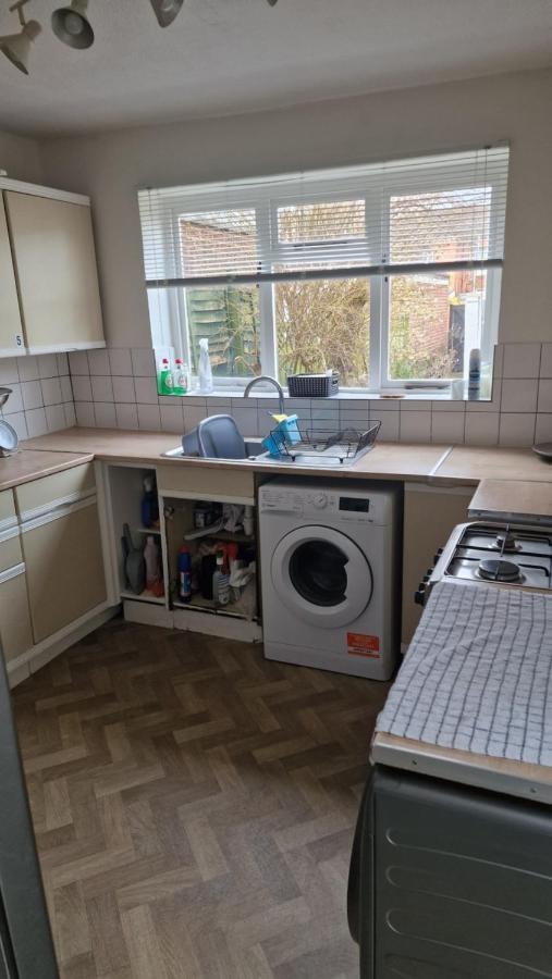 Mike'S Homestay Eastleigh Zewnętrze zdjęcie